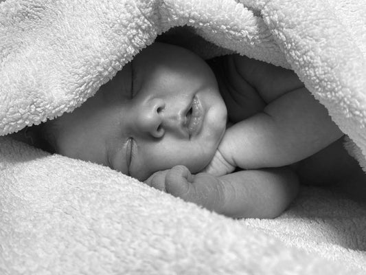 J’apprends à masser mon bébé